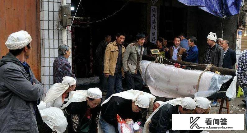 1930来的先生另一个文章叫什么？