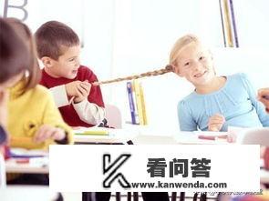 二年级怎么调动课堂气氛？