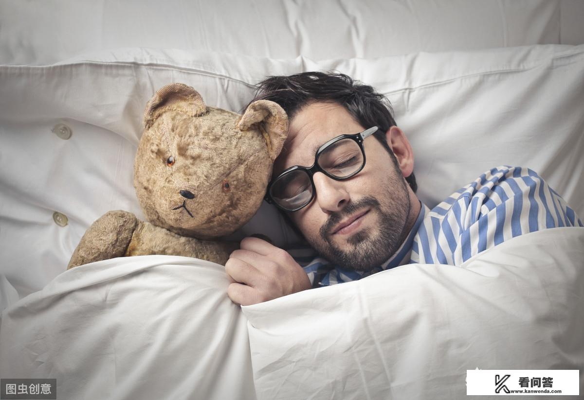 为何喜欢玩偶的人都爱把玩偶放到被子里摆出睡觉的样子？