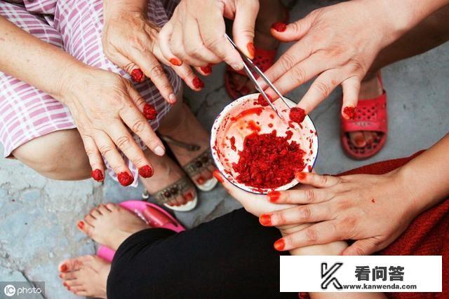农村的凤仙花，你还记得吗？它有什么用途？