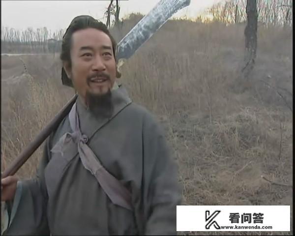 《水浒传》中，经常出场的朴刀和哨棒究竟是什么东西？