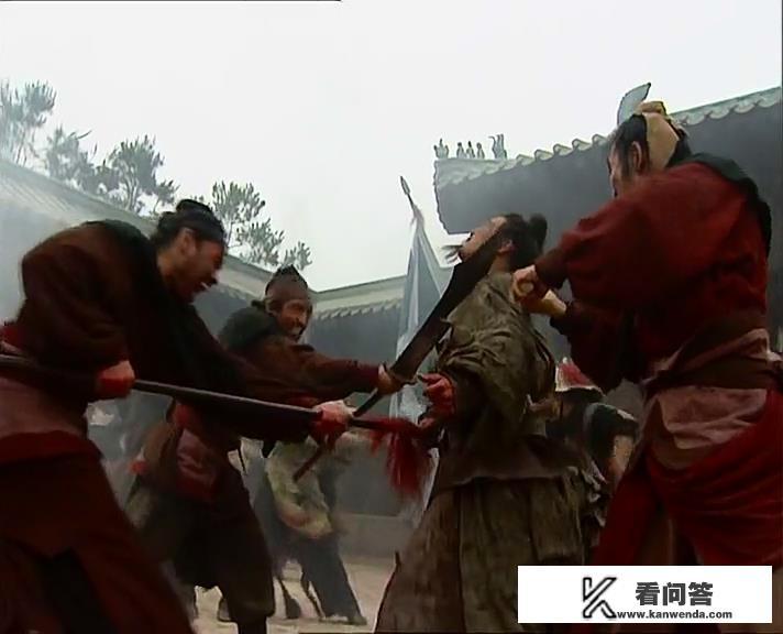 《水浒传》中，经常出场的朴刀和哨棒究竟是什么东西？