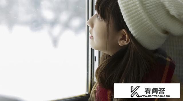 未婚生子，成单亲妈妈还有权利追求爱情吗？