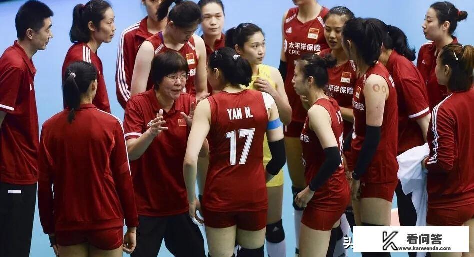 香港女排中荷大战首局，中国队25:16吊打对手获胜，龚翔宇大爆发，您如何评价？