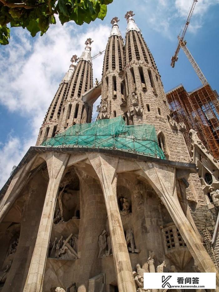 圣家堂大教堂竣工了吗？