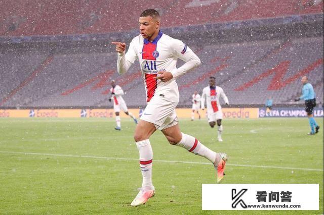 欧冠对决巴黎的生死战前发布会，拜仁主帅弗里克说了些什么？