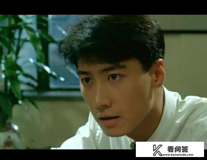 天王黎明曾获得4次十大劲歌金曲金奖,你最喜欢哪一首? 天王黎明曾获得4次十大劲歌金曲金奖,你最喜欢哪一首?