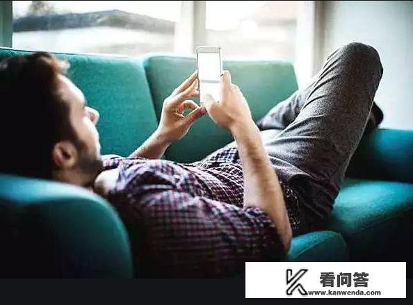 为什么大多数人只能靠小说、影视、音乐、游戏来消遣，却没法靠电动力学、流体力学、建筑设计来消遣？