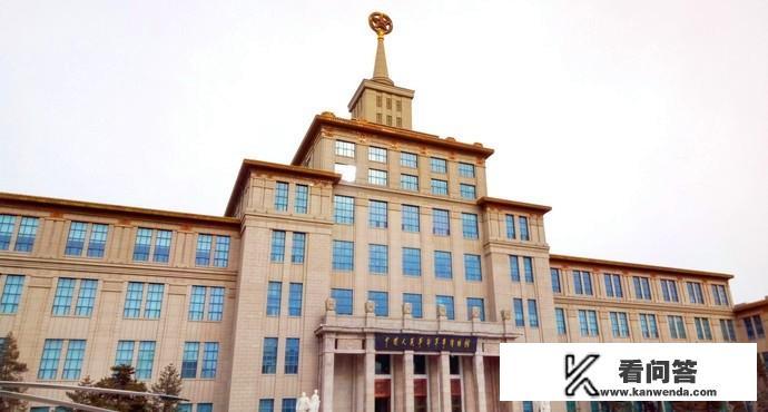 北京有几个军事博物馆？