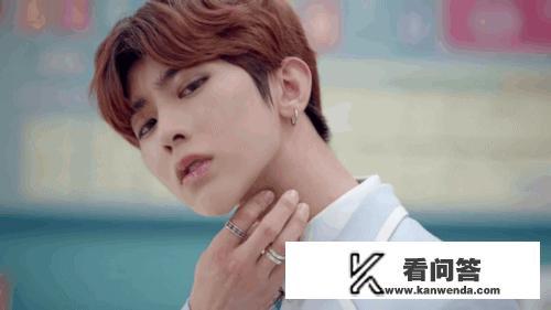 内双女生该怎么化妆，才能get偶像练习生蔡徐坤同款电眼？