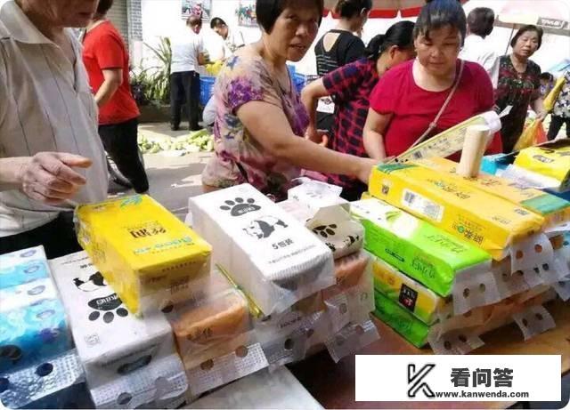 有什么比较赚钱的小生意（1天收入100多点儿就行了）？