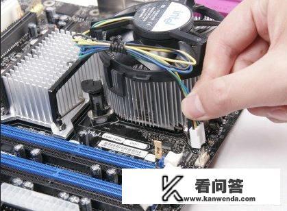 笔记本电脑用了将近6年是直接卖给卖电脑的拆零件划算还是自己拆开卖划算?或者卖二手能卖出去吗？