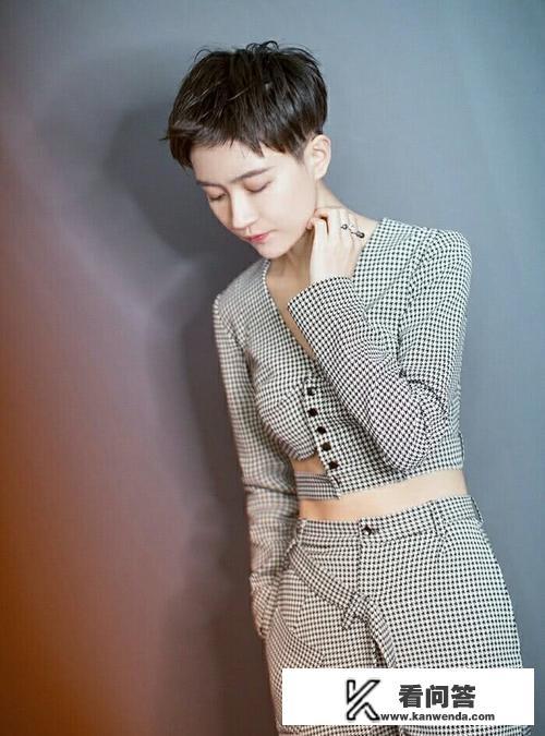 和漂亮女上司谈恋爱，是一种怎样的体验？