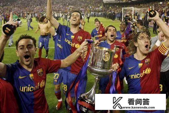 如果今年梅西再拿三冠王,那么三个三冠王对C罗的欧冠三连谁更伟大? 如果今年梅西再拿三冠王,那么三个三冠王对C罗的欧冠三连谁更伟大?