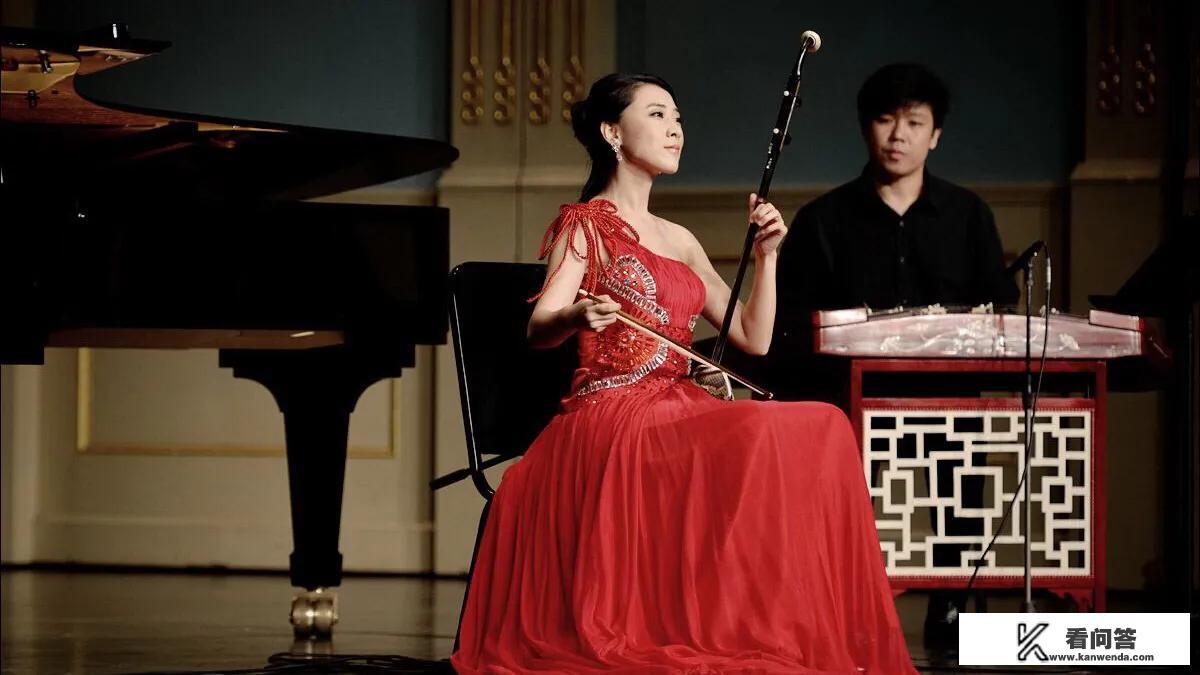 还有多少人会二胡？民间乐器，你觉得有必要传承吗？