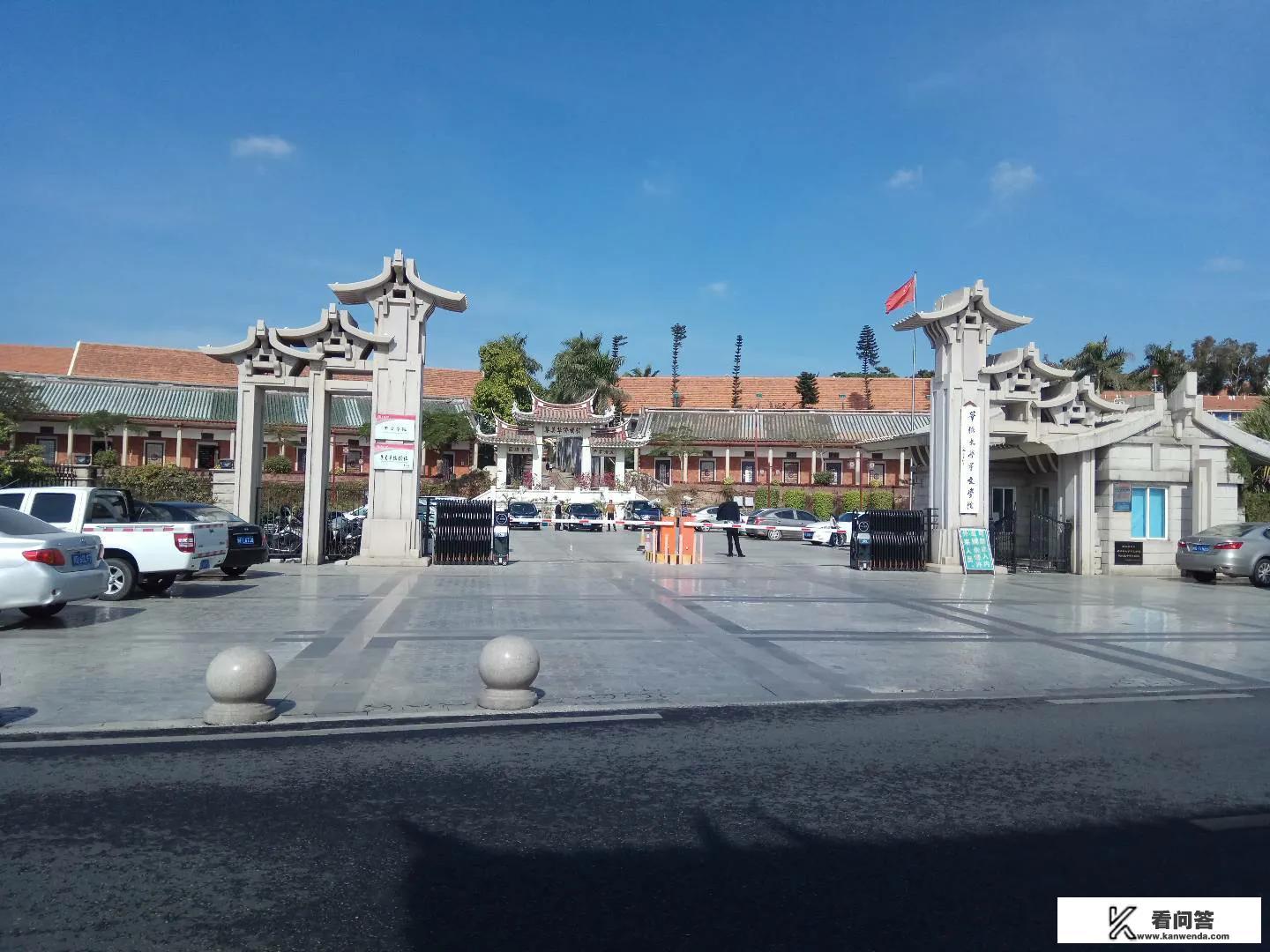 福建三座中心城市,厦门、泉州、福州,为什么都不是新一线城市? 福建三座中心城市,厦门、泉州、福州,为什么都不是新一线城市?