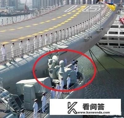 辽宁舰的舰炮防御系统有多强？能扛住饱和式导弹袭击吗？