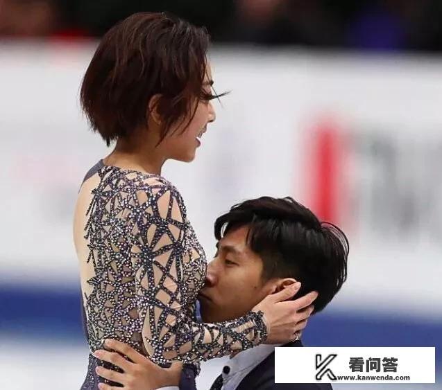 韩聪隋文静“吻胸”事件引热议，但两人只是“父女关系”，那花滑舞台上有哪些真情侣？