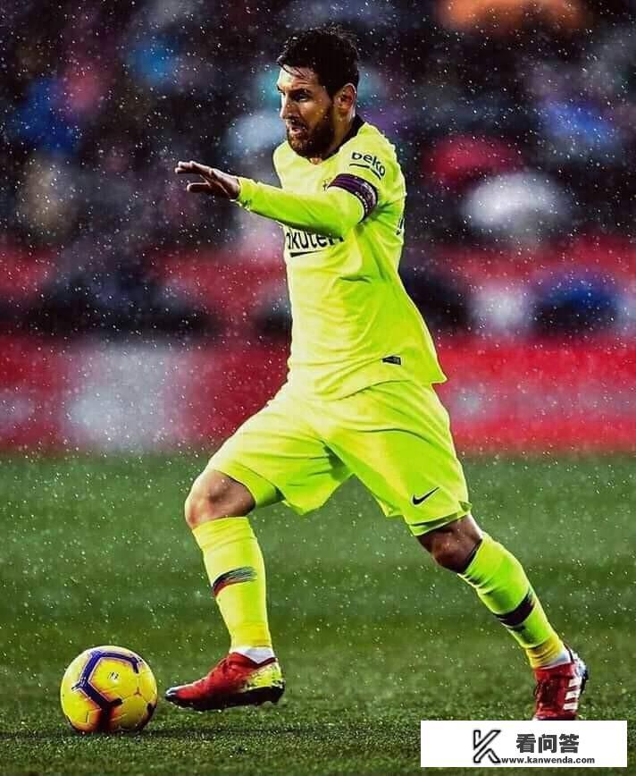 巴萨与皇马的国王杯半决赛,你更看好谁? 巴萨与皇马的国王杯半决赛,你更看好谁?