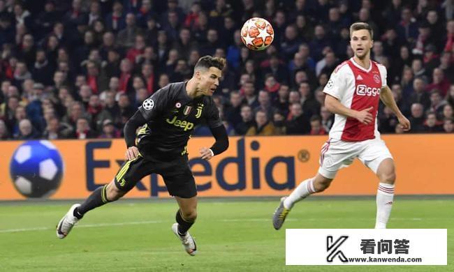 欧冠C罗进球拯救尤文，梅西碌碌无为巴萨靠乌龙取胜，淘汰赛阶段C罗是否比梅西出色？