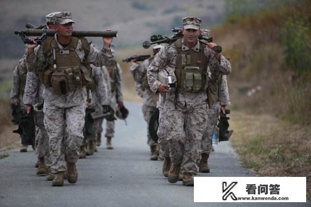 轻武器和重武器的区分界限在哪里?迫击炮和火箭筒属于哪种武器? 轻武器和重武器的区分界限在哪里?迫击炮和火箭筒属于哪种武器?