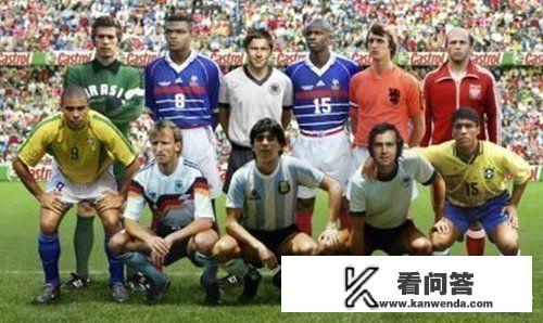 很多人说梅罗拿不到世界杯冠军成不了球王。那么如果姆巴佩率队拿到欧冠，他能成为球王吗？