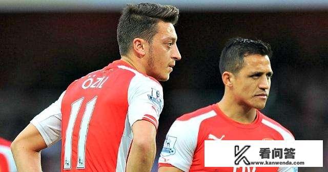 曾经赛季不败的阿森纳，如今为何连欧冠都没得踢？