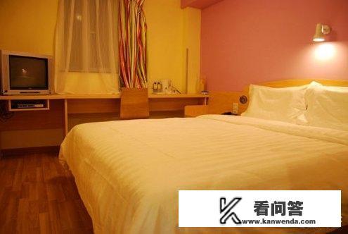 7天酒店最早几点可以入住啊？