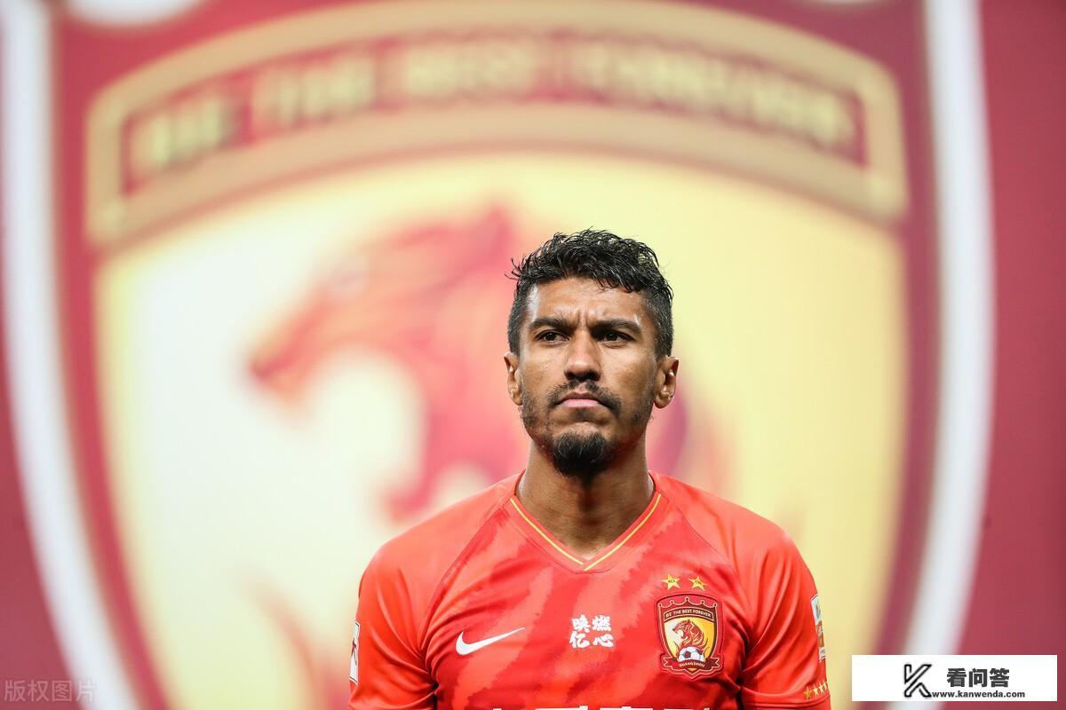 保利尼奥34岁生日，国际足联欧冠亚冠都为他庆生，你怎么看？