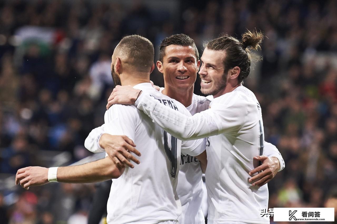 欧冠三连冠时期的皇马强于同年的任何一个国家队吗？