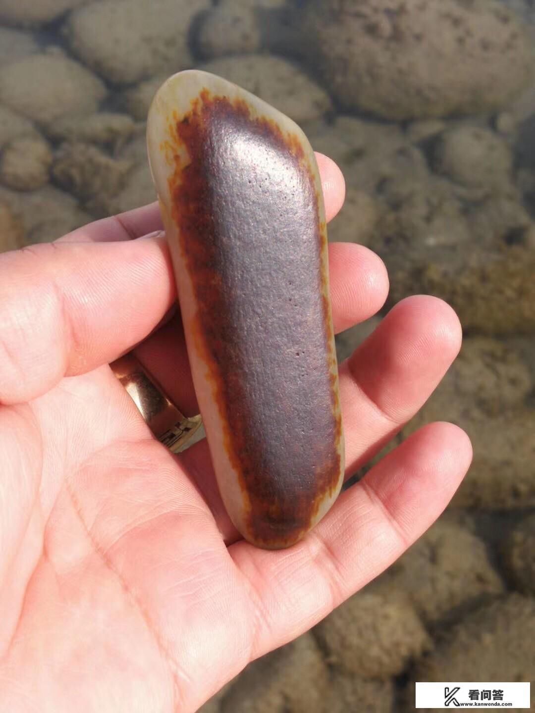 什么是和田玉的籽料？和田玉的籽料有什么特点和特性？