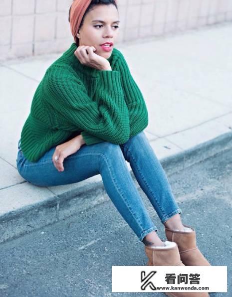 小视频美女不是露大腿，就是穿丝袜或紧身裤，大冬天为啥不冷？