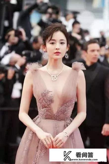 历届戛纳红毯上你见过最惊艳的女星是谁? 历届戛纳红毯上你见过最惊艳的女星是谁?