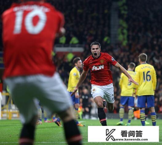 皇马和拜仁欧冠次回合比赛中，怎么解读J罗进球后的动作？