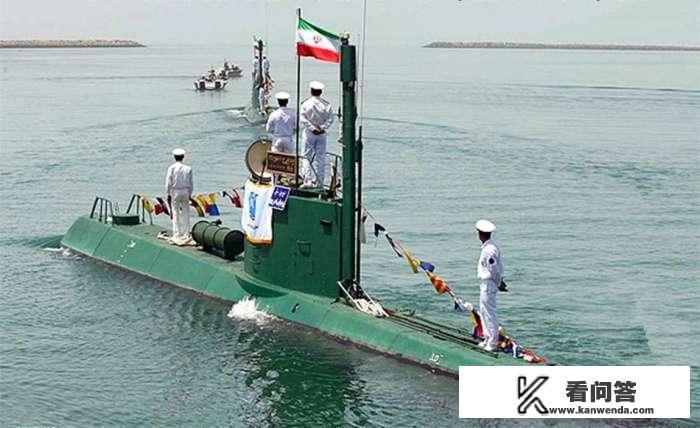 迷你潜艇同时搭载蛙人, 会改变今后海战格局吗？