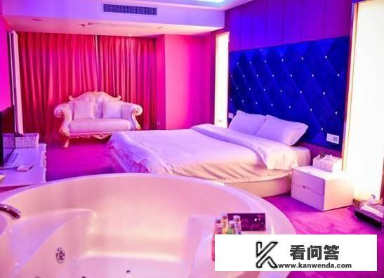 郑州有哪些情侣主题的酒店？