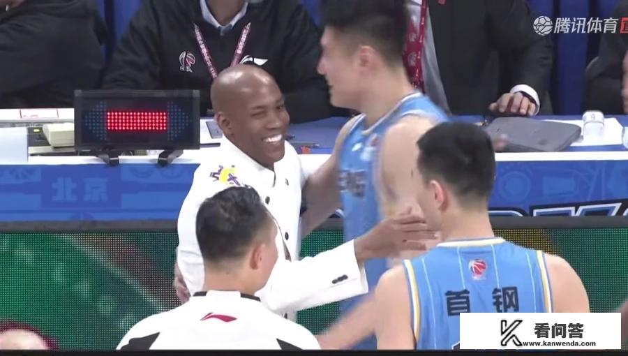 德比大战往往你争我夺，火药味十足，为何北京北控之间的京城德比却一派祥和呢？