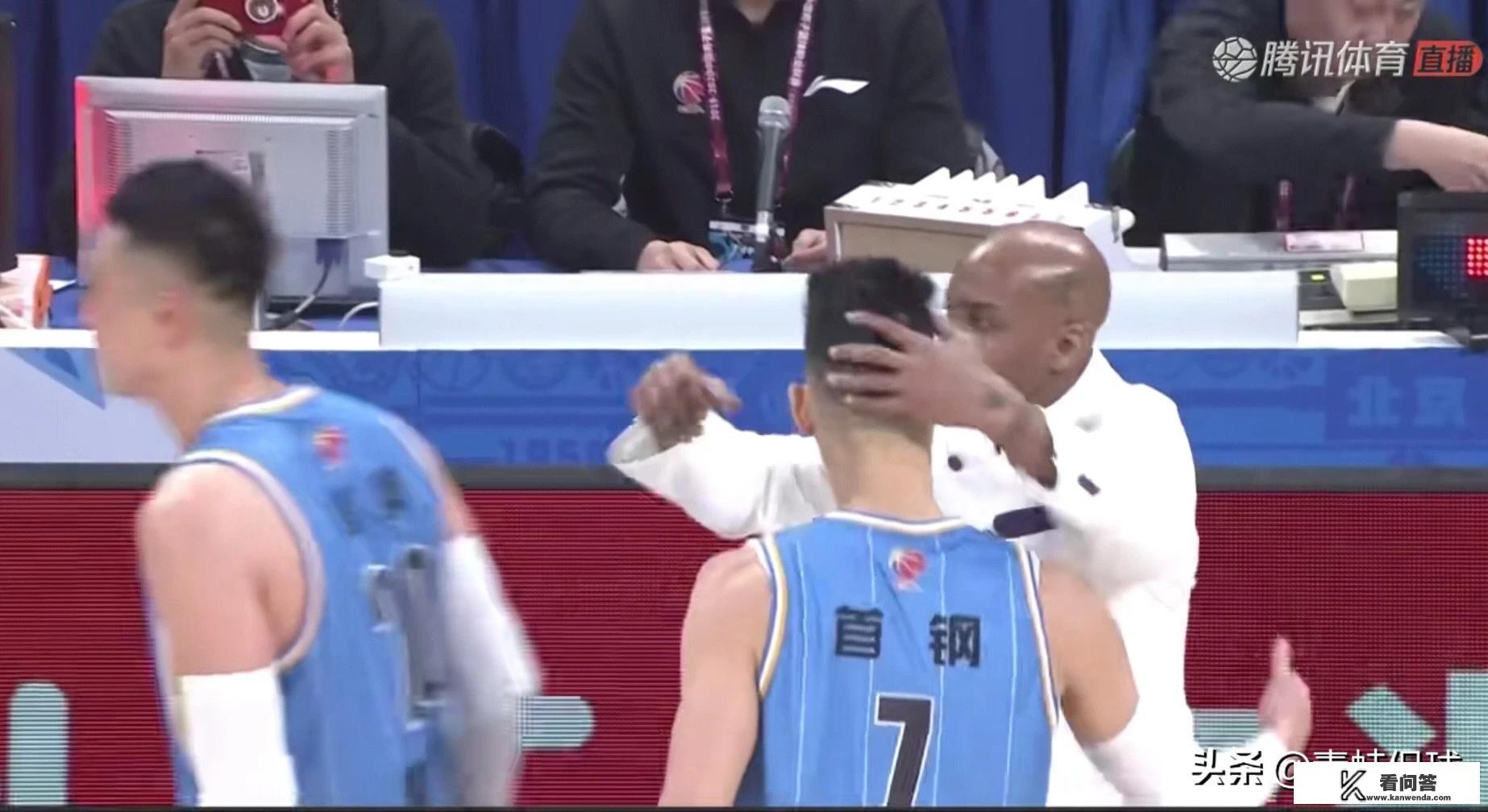 德比大战往往你争我夺，火药味十足，为何北京北控之间的京城德比却一派祥和呢？