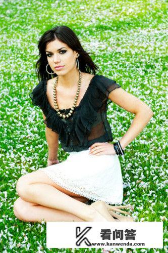 天天穿高跟鞋好还是天天穿平底鞋好？