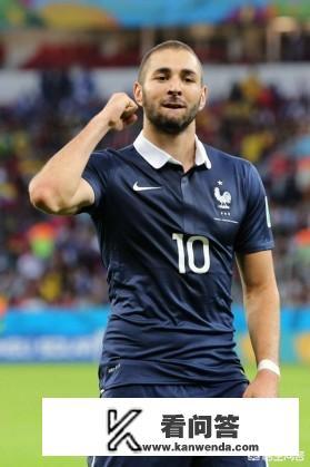 如何评价本泽马先生在欧冠半决赛这一周期间的总体表现？