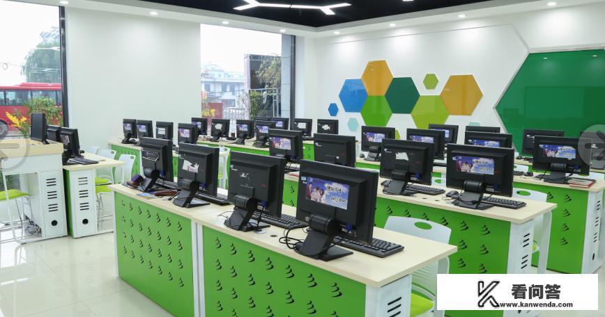 国际学校、民办学校、公办高中？哪种比较好？