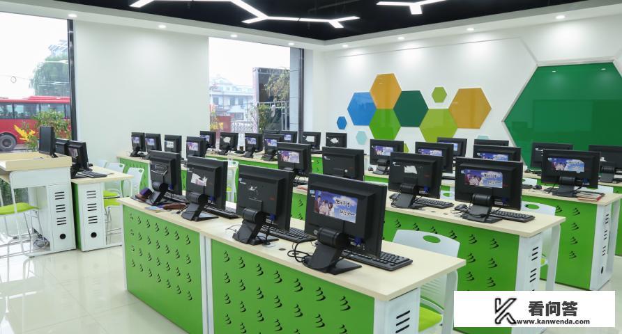 国际学校、民办学校、公办高中？哪种比较好？