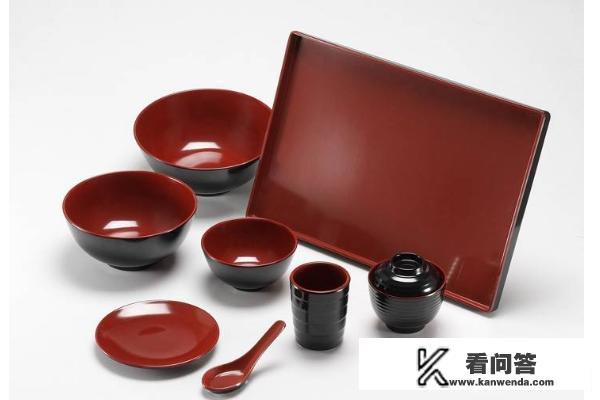 密胺餐具有毒吗？