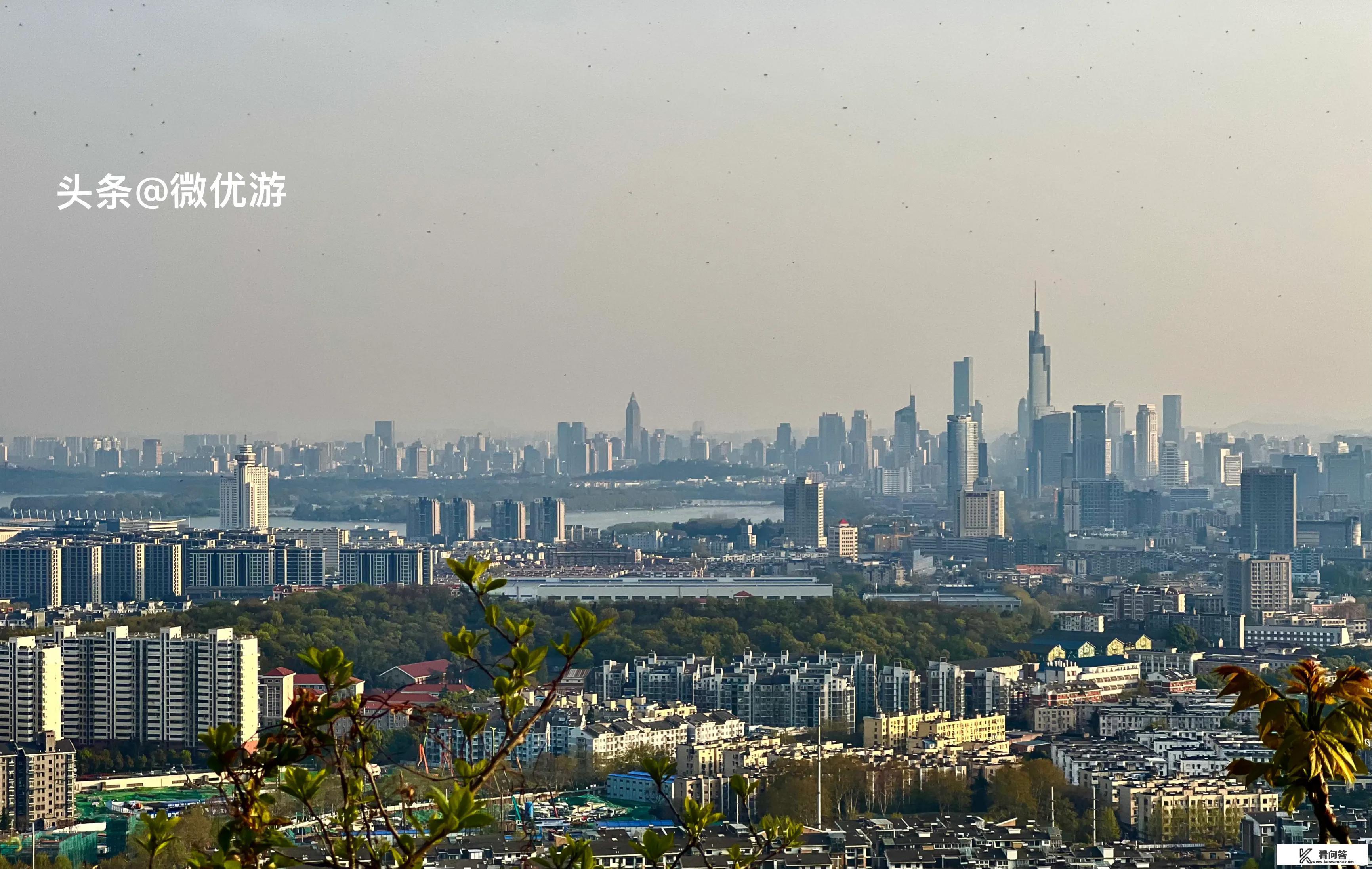 想去南京玩，有哪些好玩的地方值得推荐，费用怎么样？