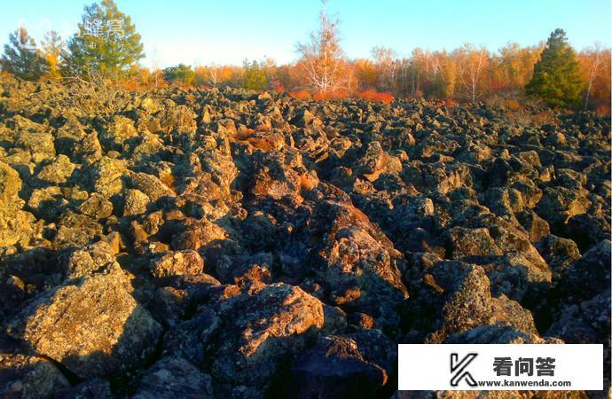 五大连池市风景区有哪些游玩的景点和特色小吃？