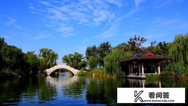 你还知道济南哪些著名的旅游景点为大家介绍一下吧？