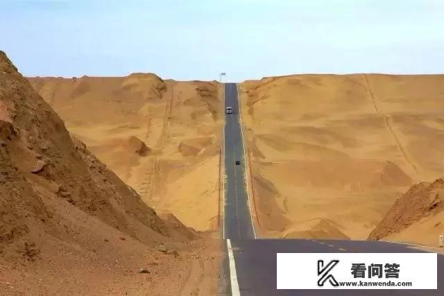 从甘肃去新疆自驾游走哪条线自然风光比较好且路好走？