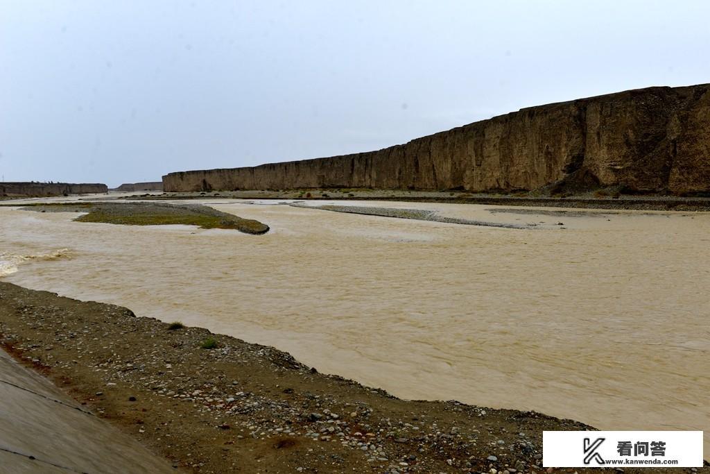 敦煌的旅游优势有哪些？