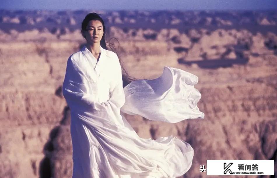 跪求有美女的养眼外国电影,不要太闷的? 跪求有美女的养眼外国电影,不要太闷的?