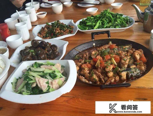 春节家庭趣味游戏？